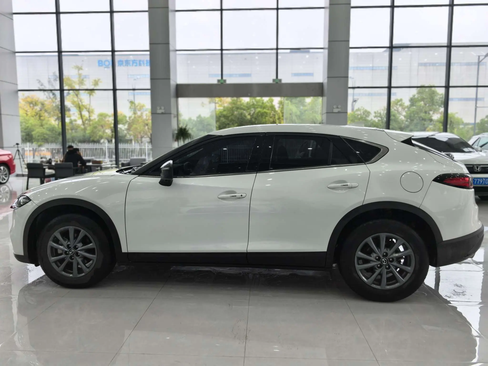 Mazda CX-4