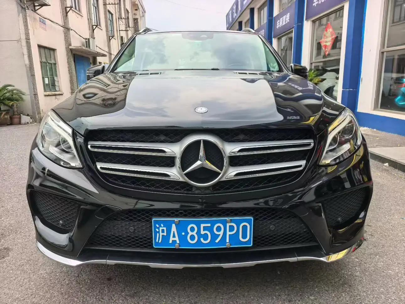 Mercedes-Benz GLE (Imported)