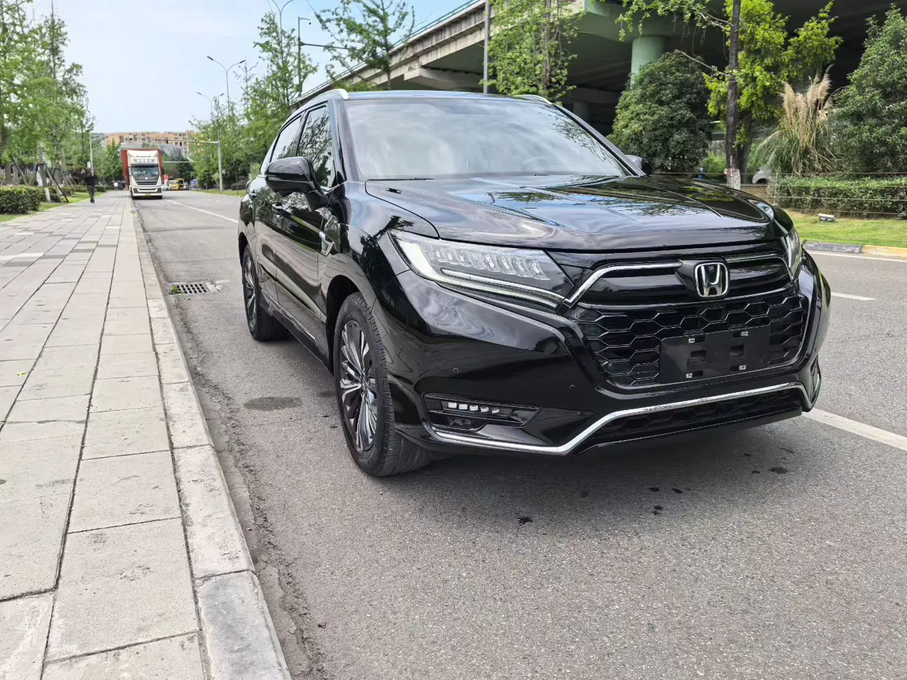 Honda UR-V