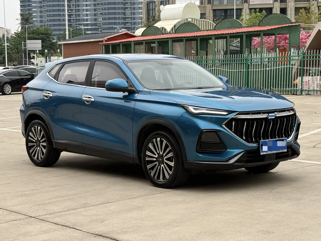 Oshan Changan Auchan X5