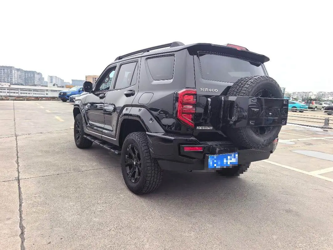 Tank 400