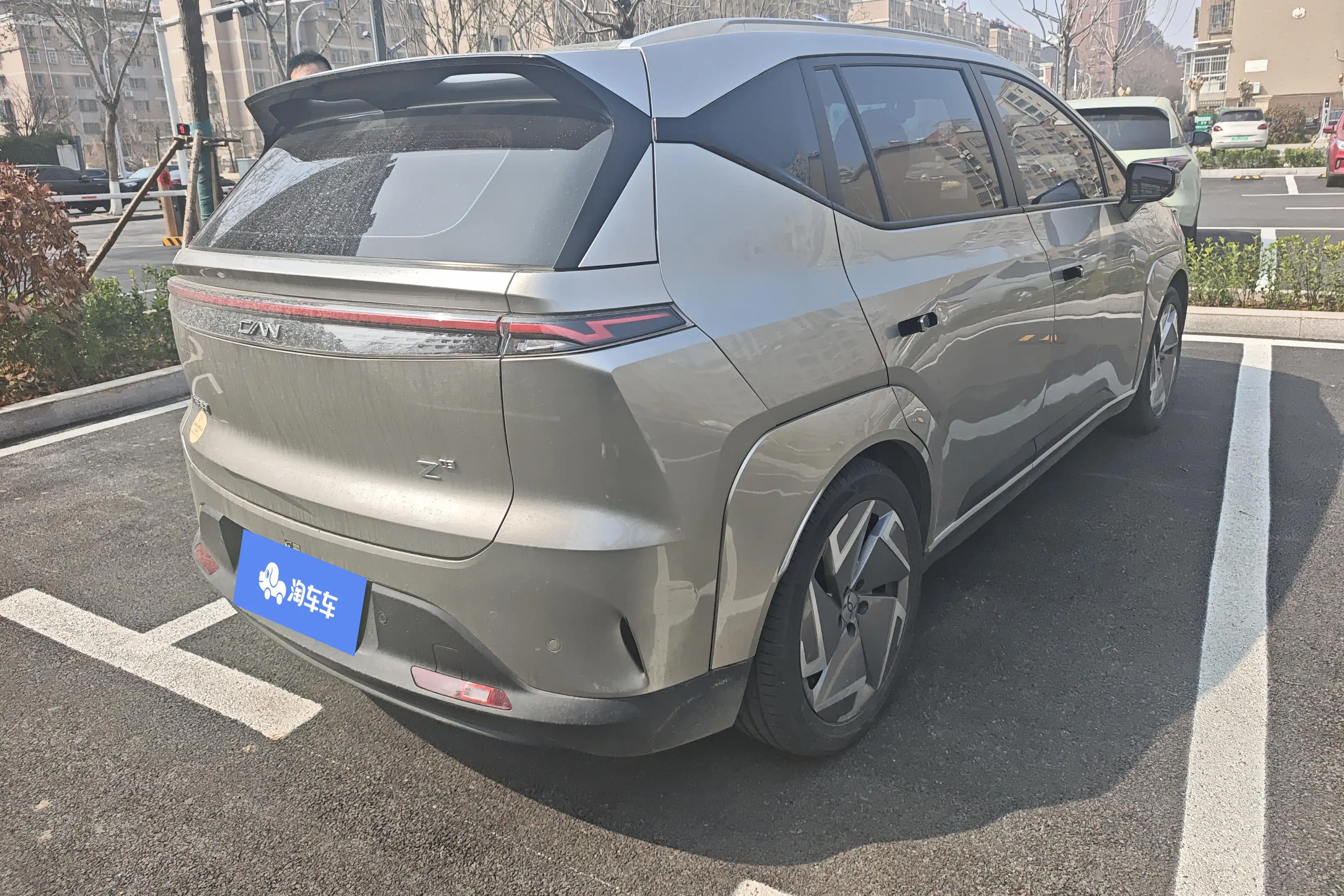 HYCAN Hechuang Z03