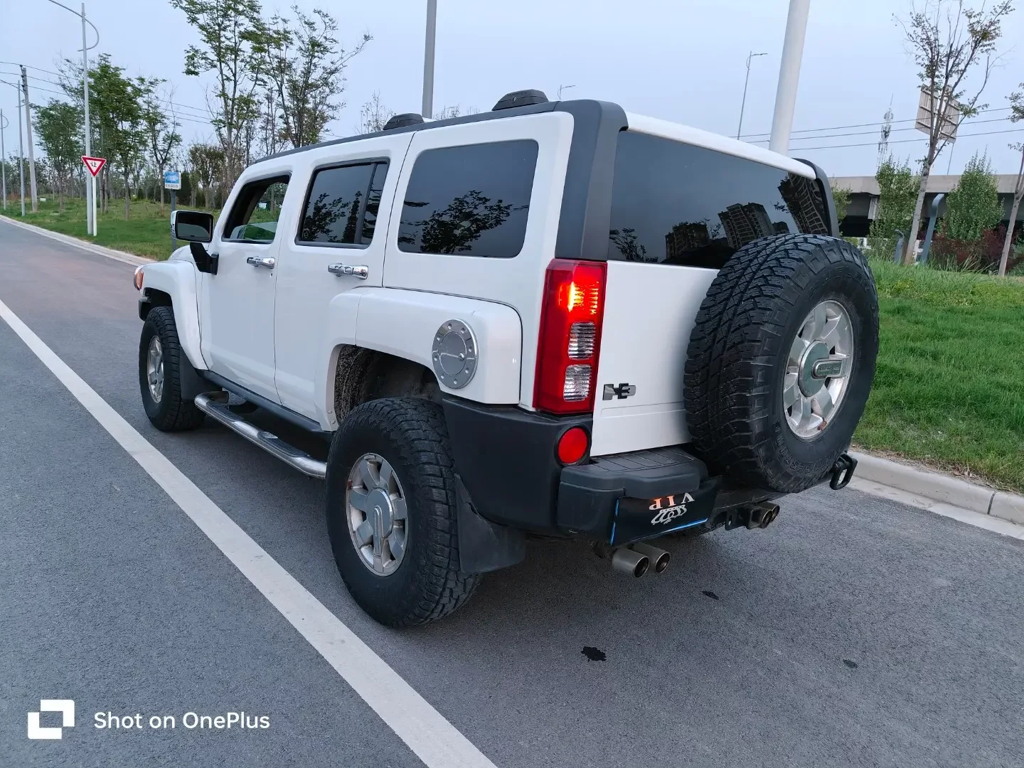 Hummer H3