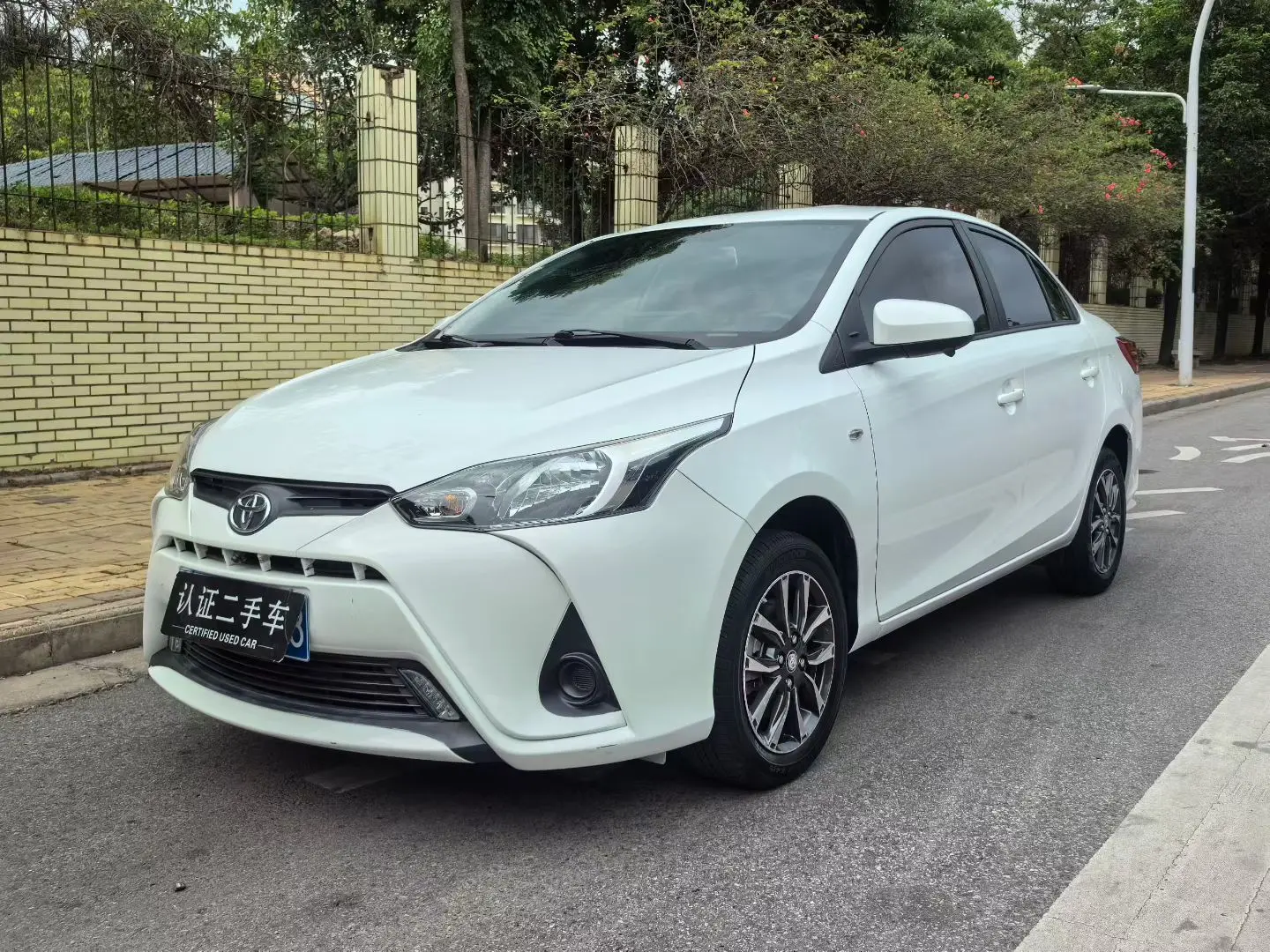 Toyota YARiS L Enjoy