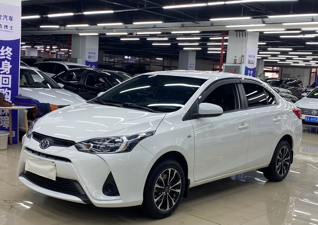 Toyota YARiS L Enjoy