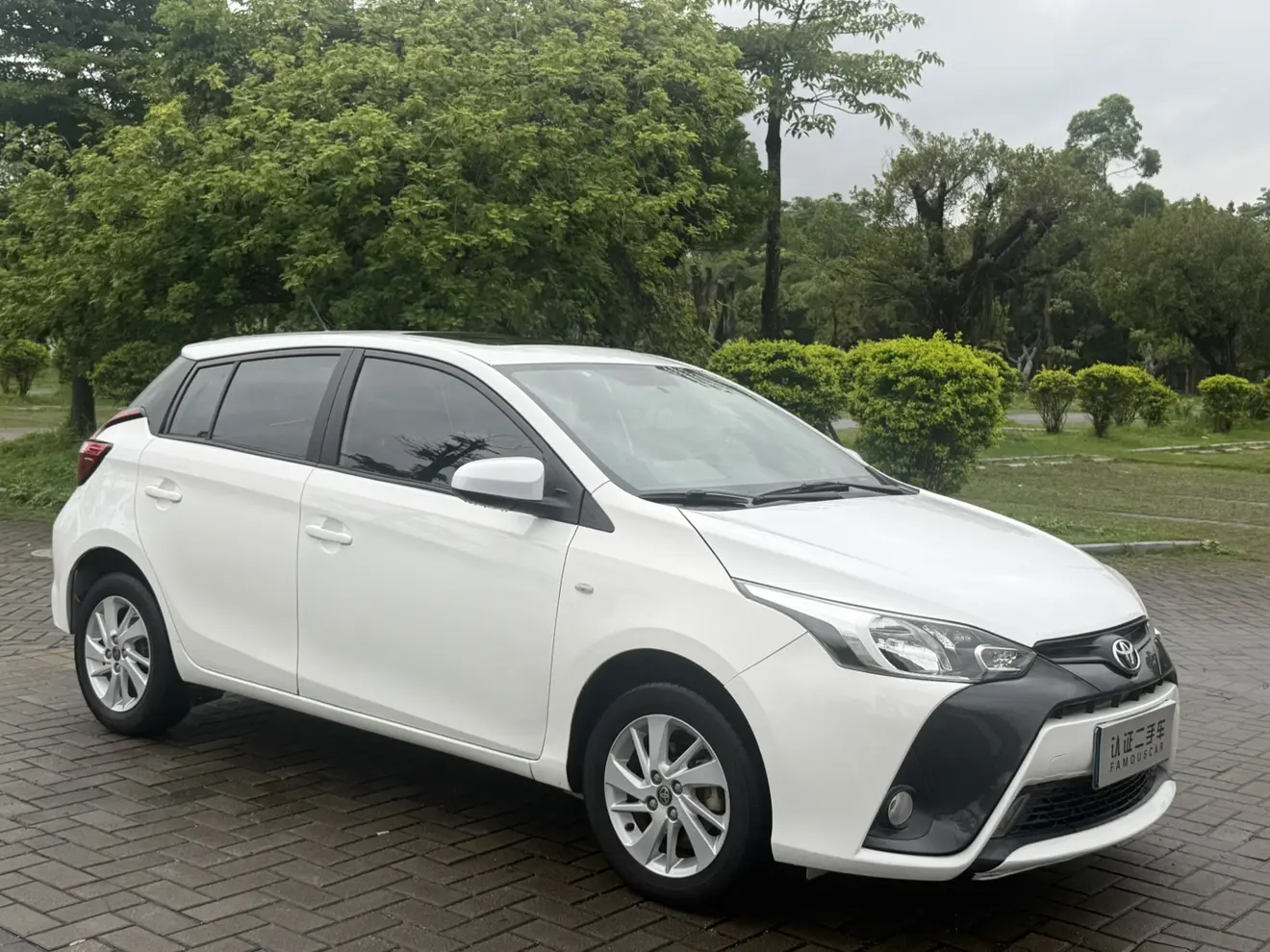 Toyota Yaris L