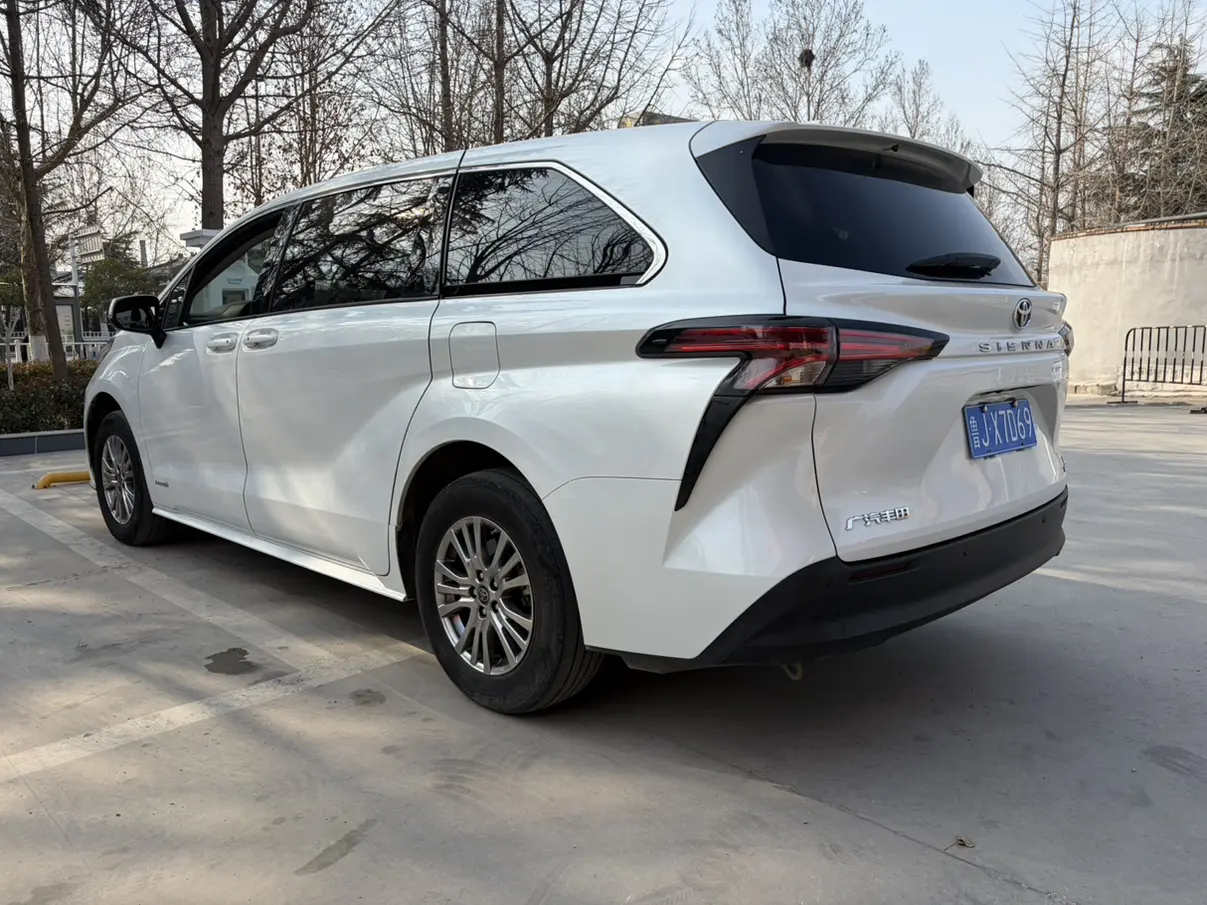 Toyota Sienna