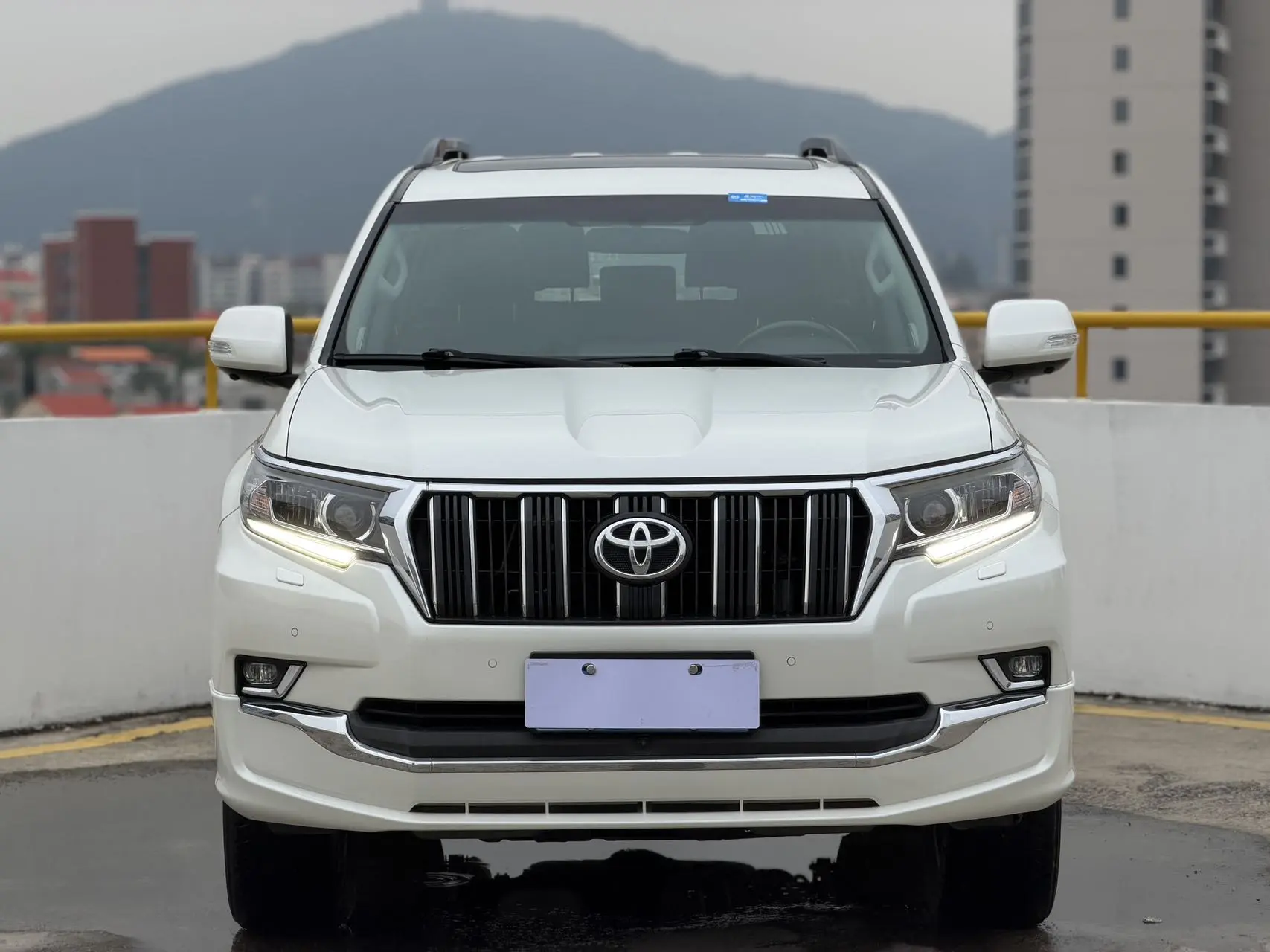 Toyota prado