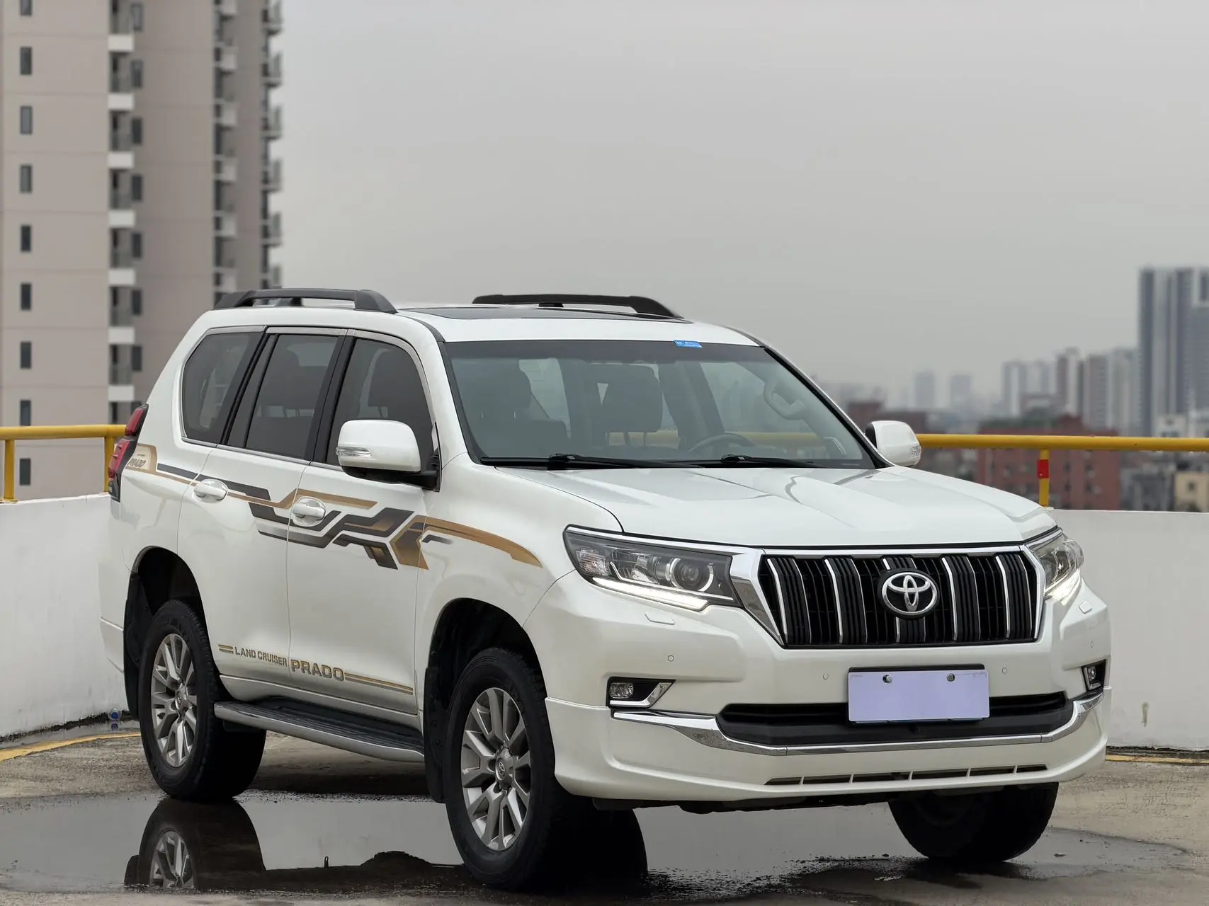 Toyota prado