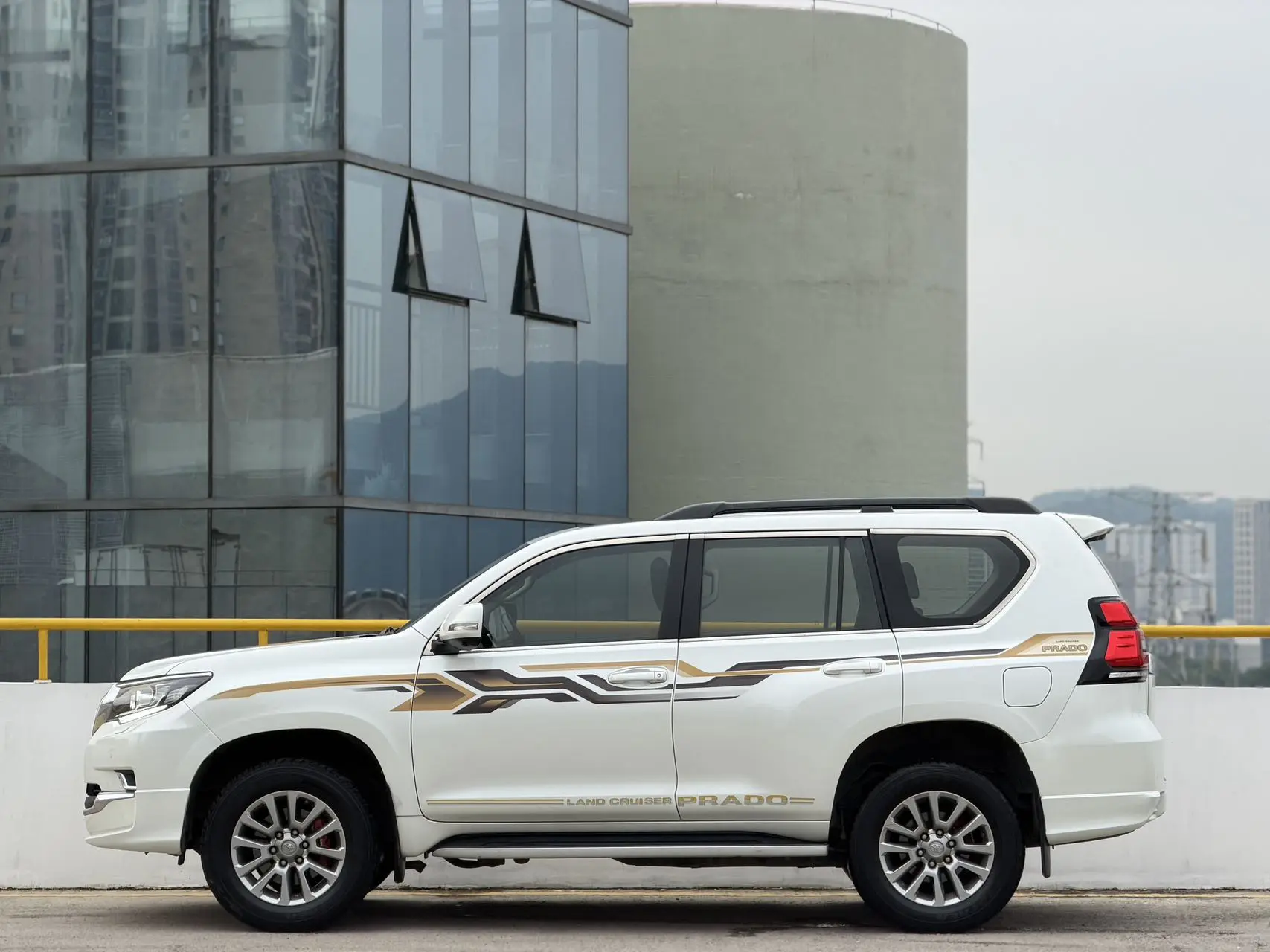 Toyota prado
