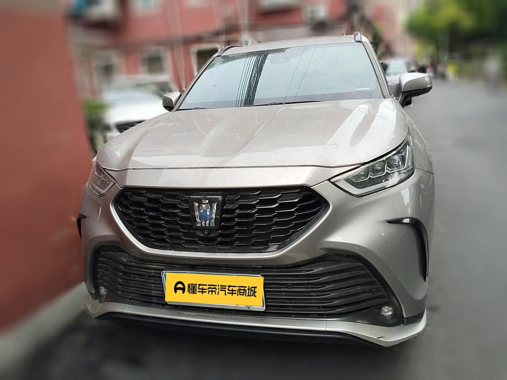 Toyota Crown Kluger
