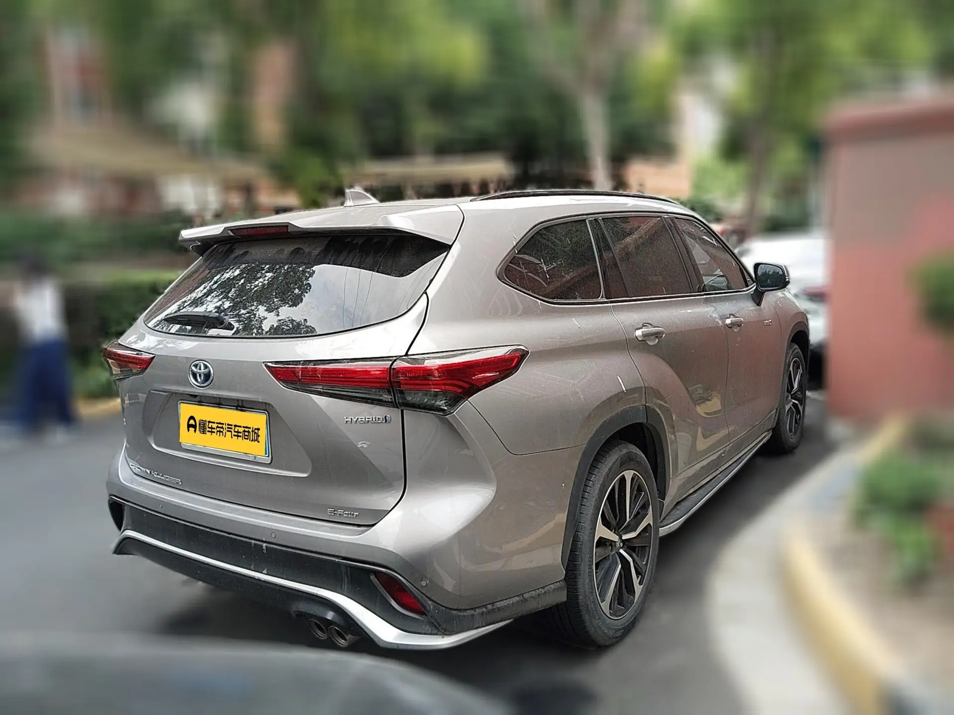Toyota Crown Kluger