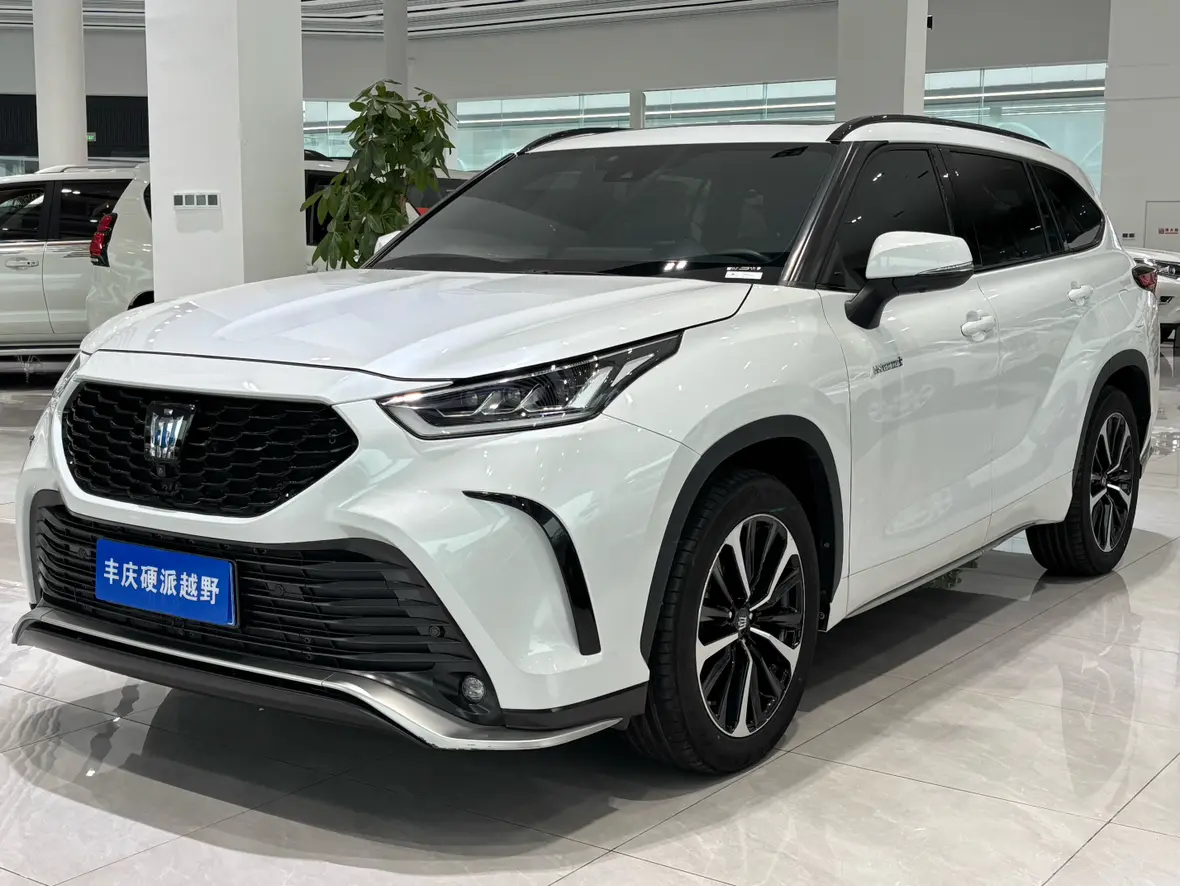 Toyota Crown Kluger