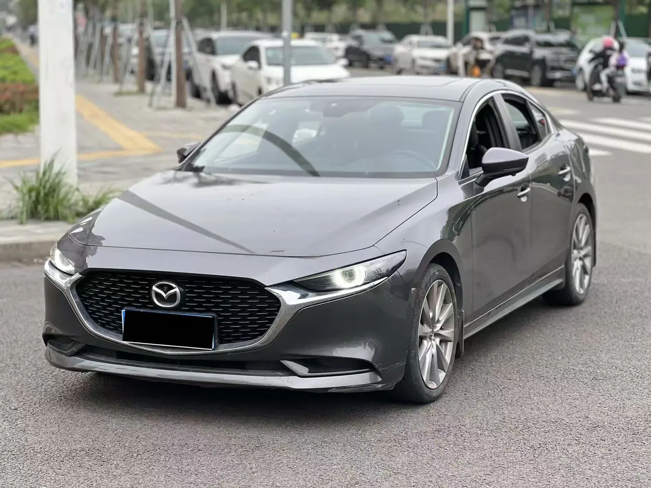 Mazda Axela