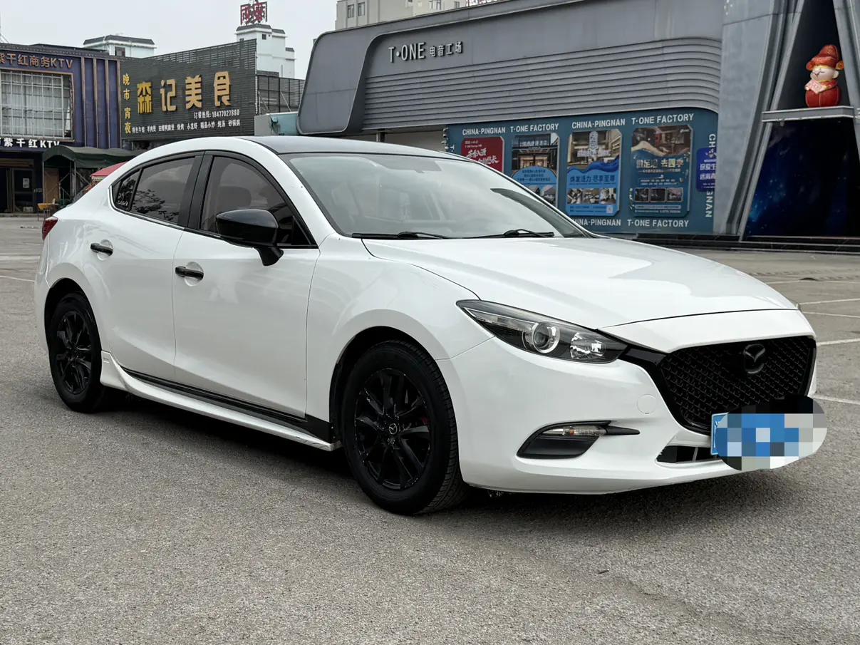 Mazda Axela