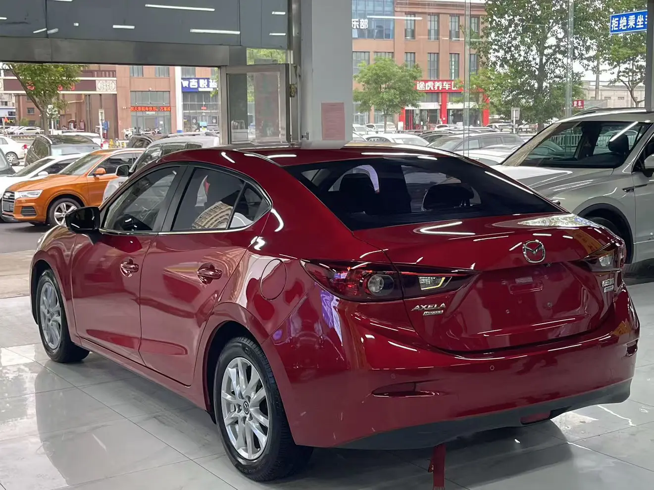 Mazda Axela