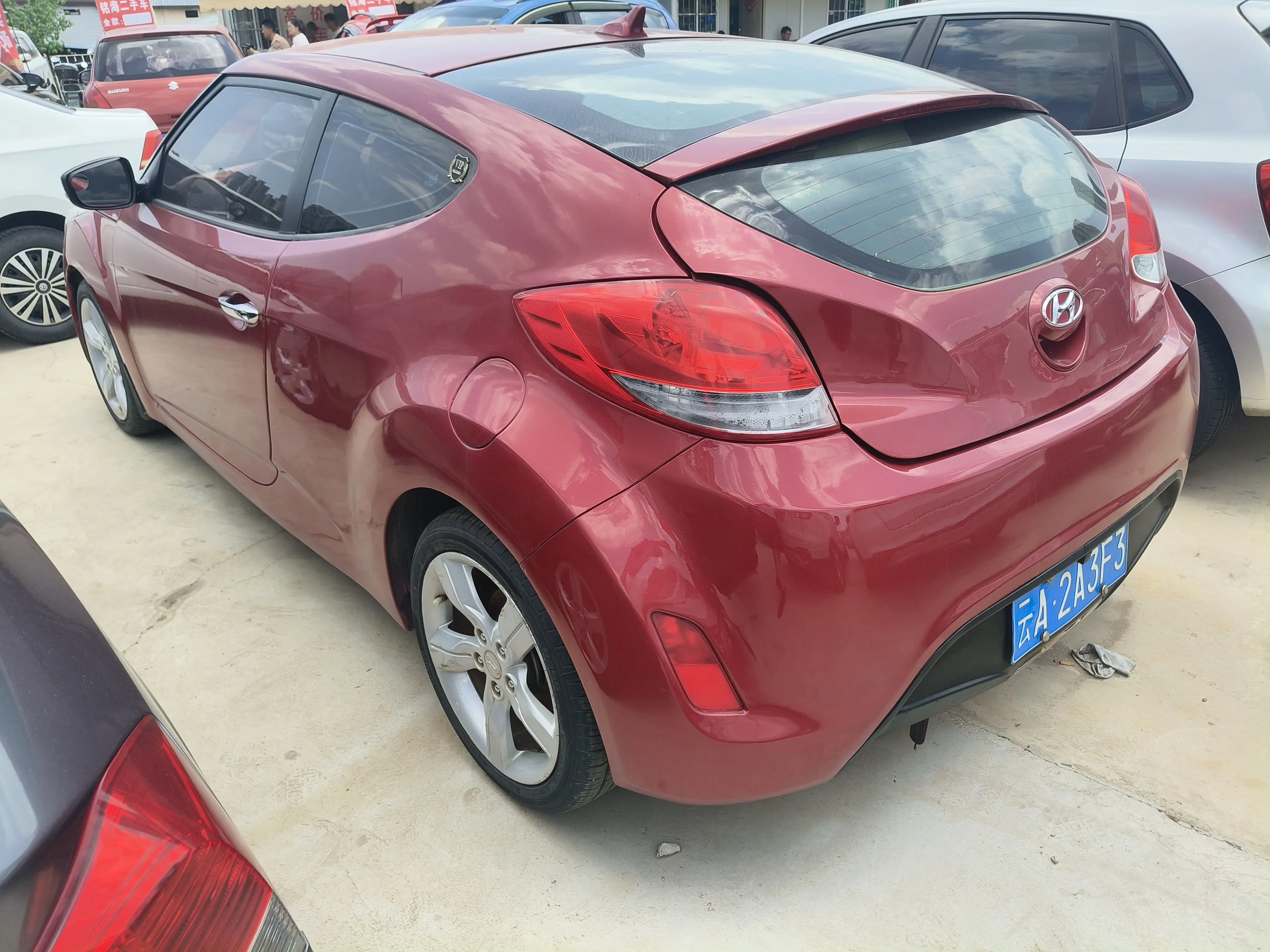 Hyundai Veloster