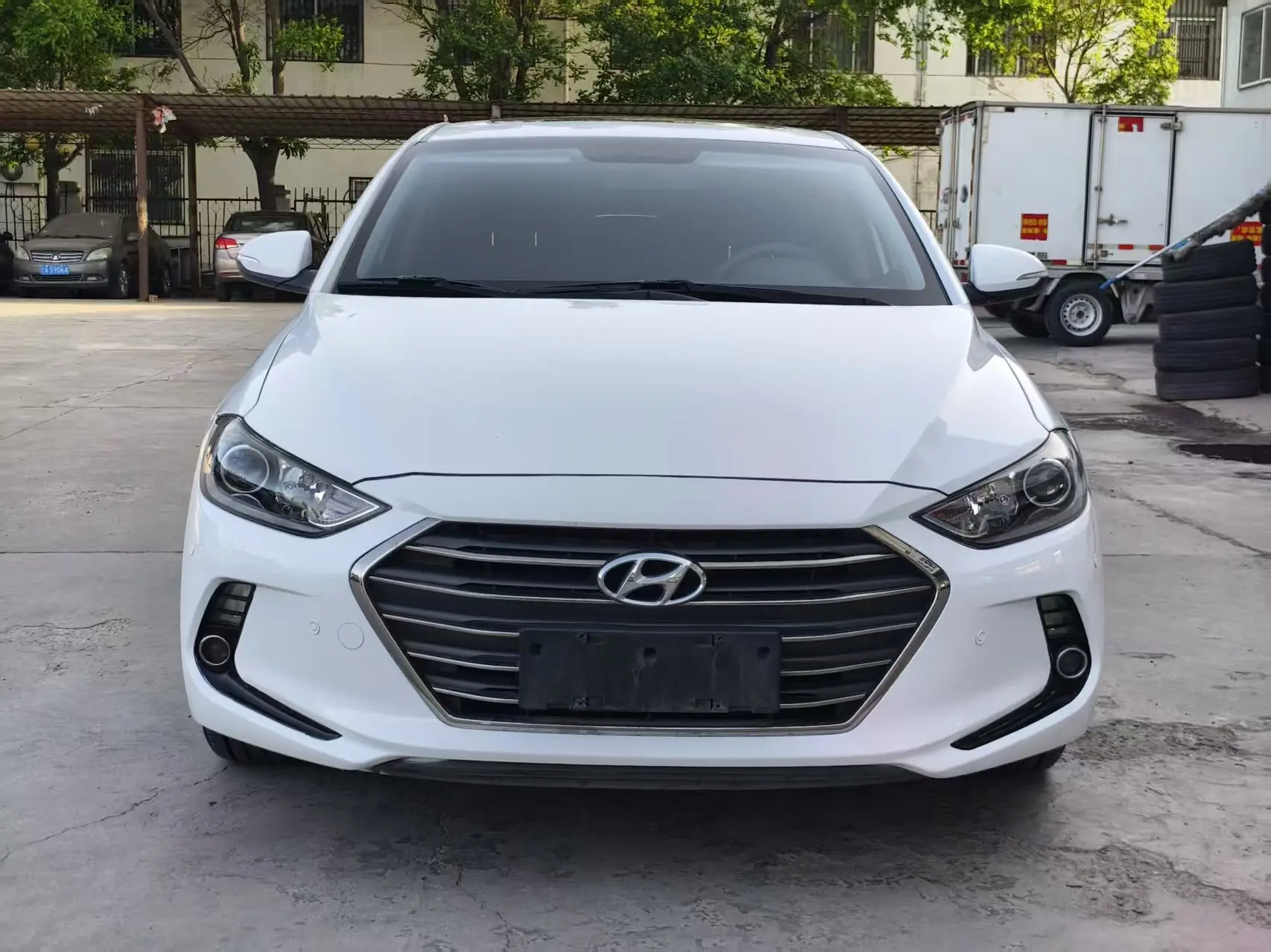 Hyundai Lead