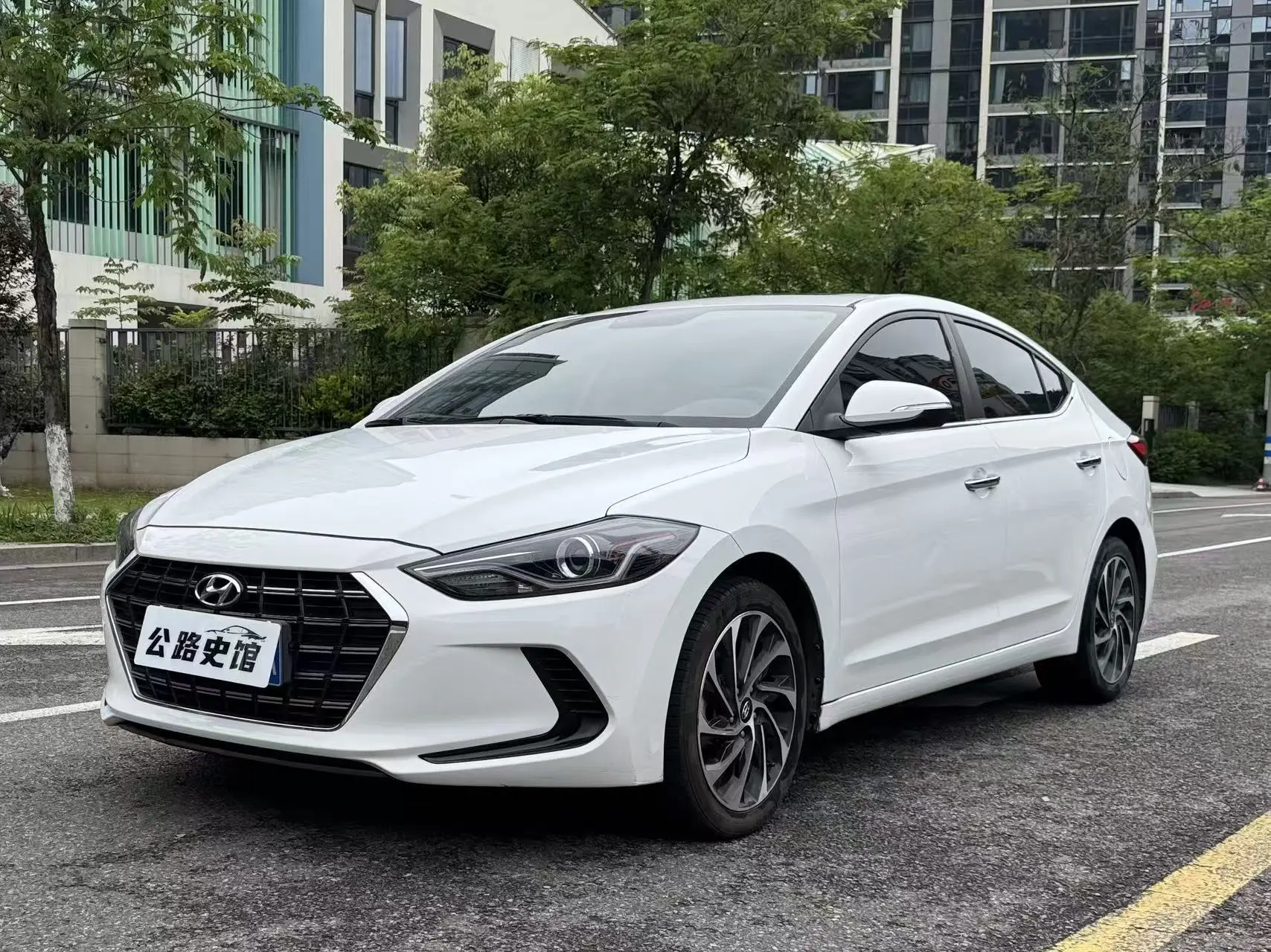 Hyundai Lead