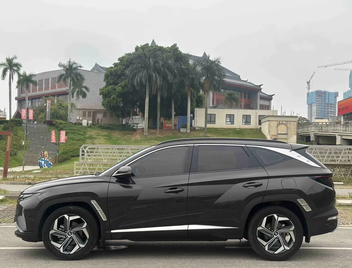 Hyundai Tucson L