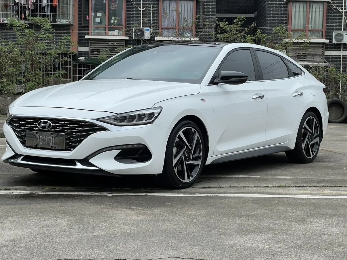 Hyundai Lafesta