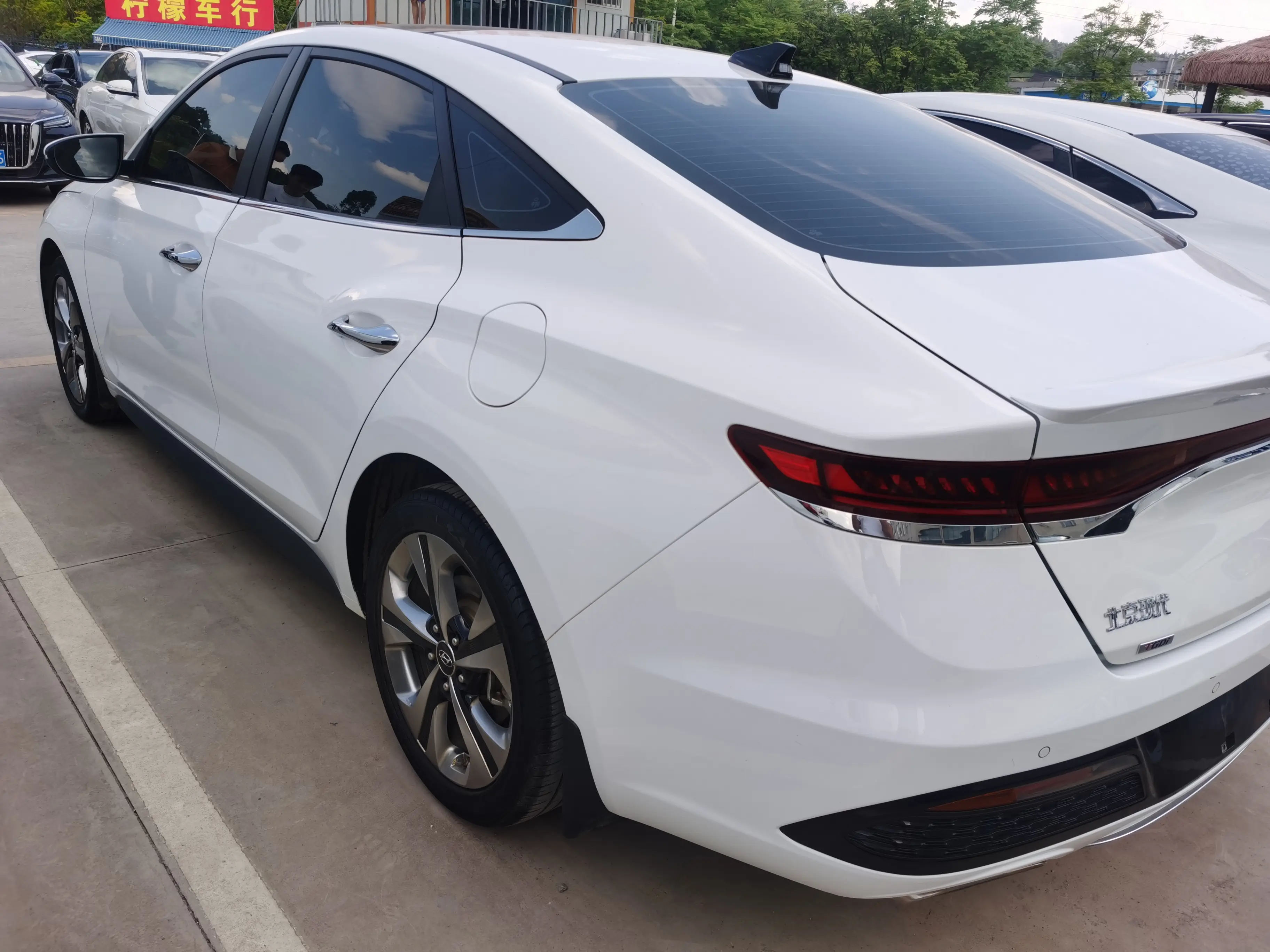 Hyundai Lafesta