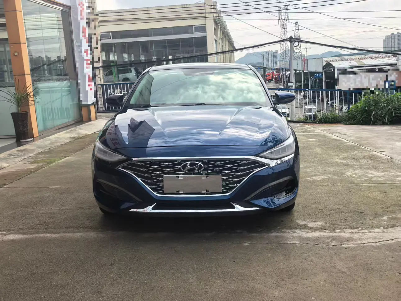 Hyundai Lafesta