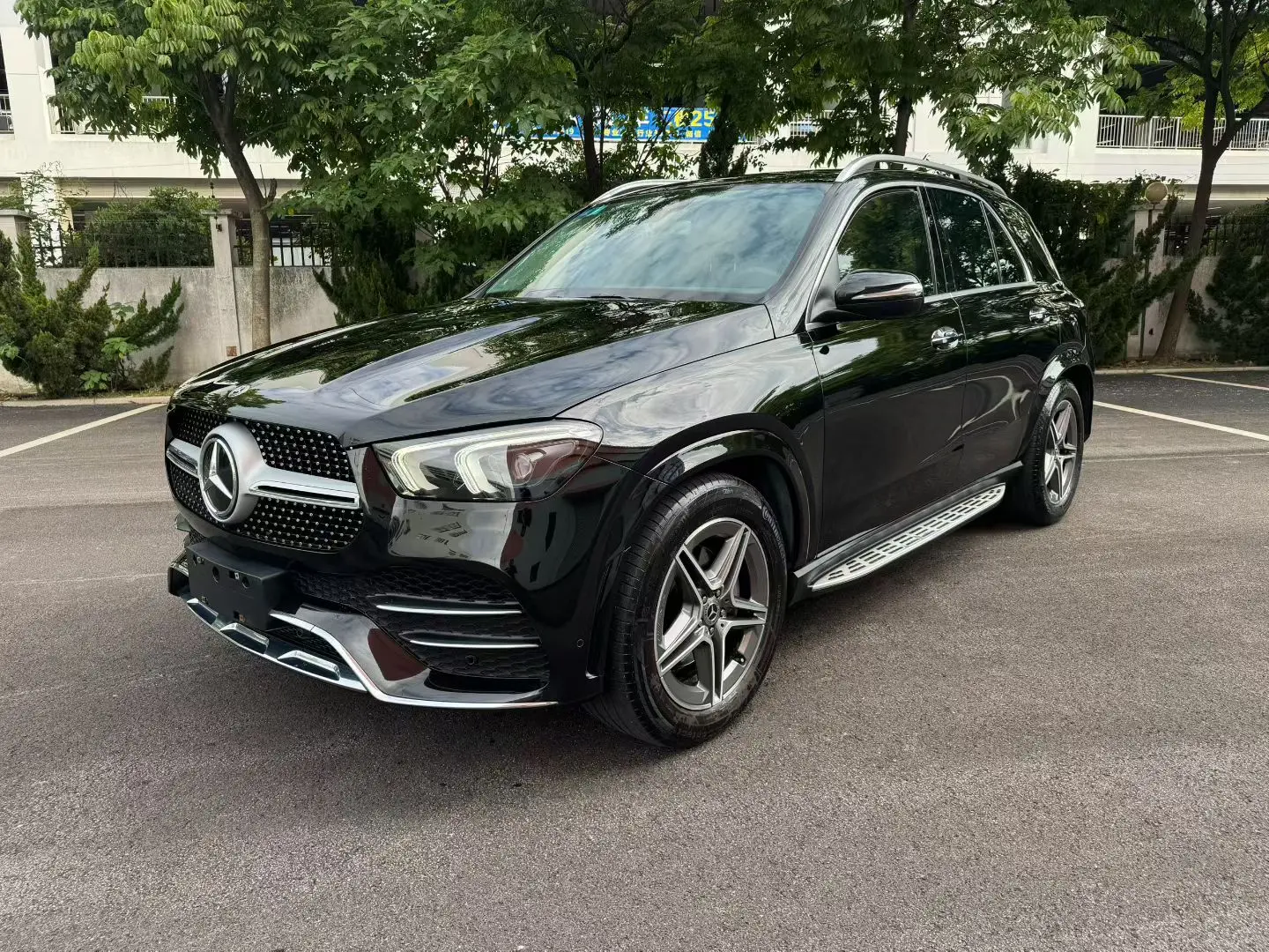 Mercedes-Benz GLE (Imported)