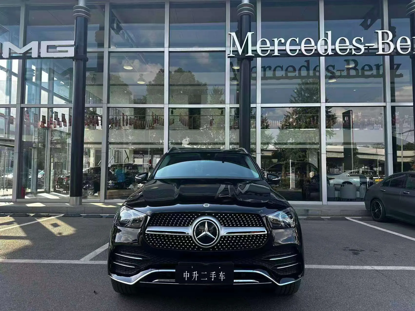 Mercedes-Benz GLE (Imported)