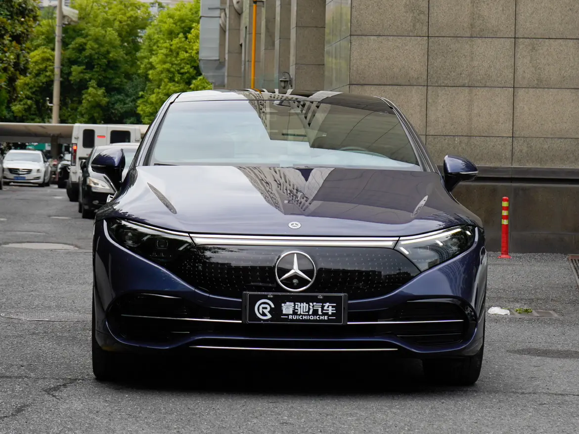 Mercedes-Benz EQS