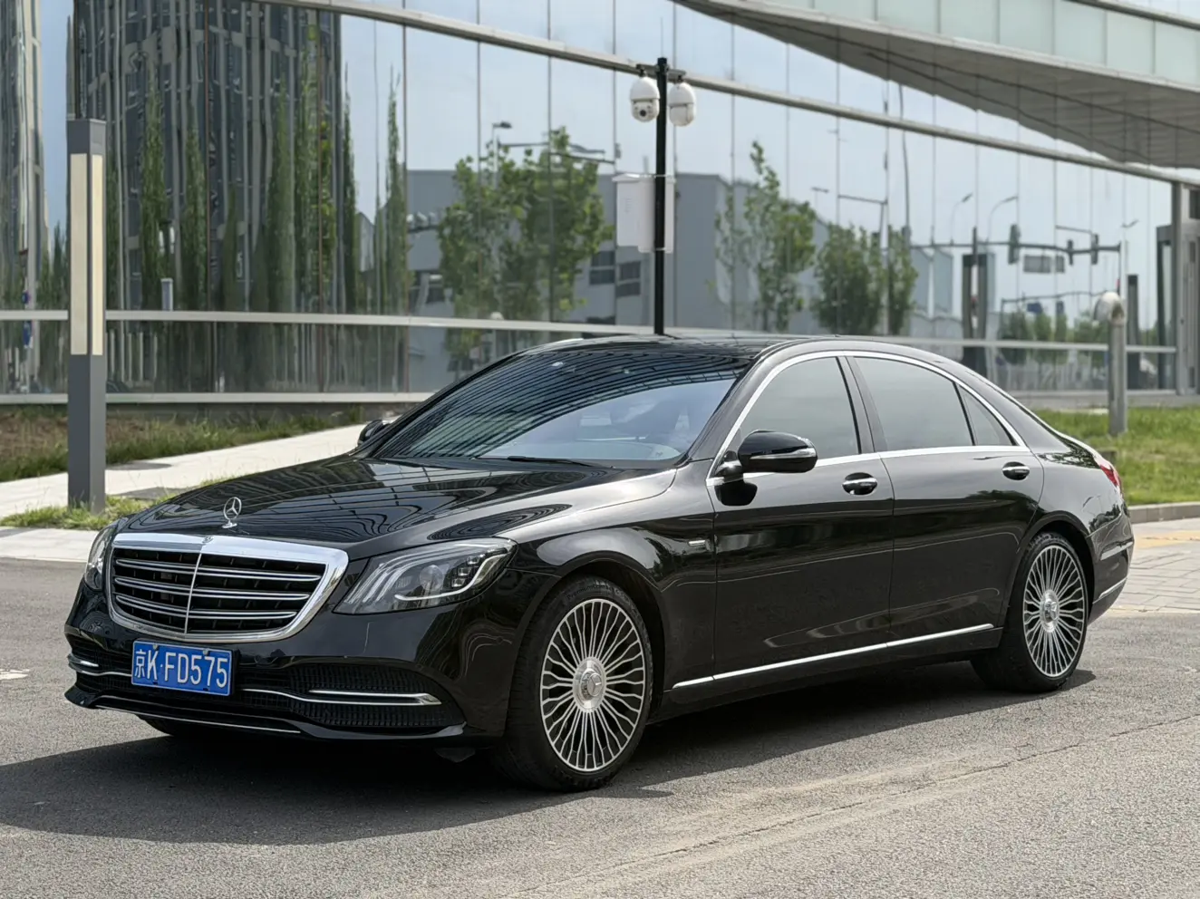 Mercedes-Benz S Class