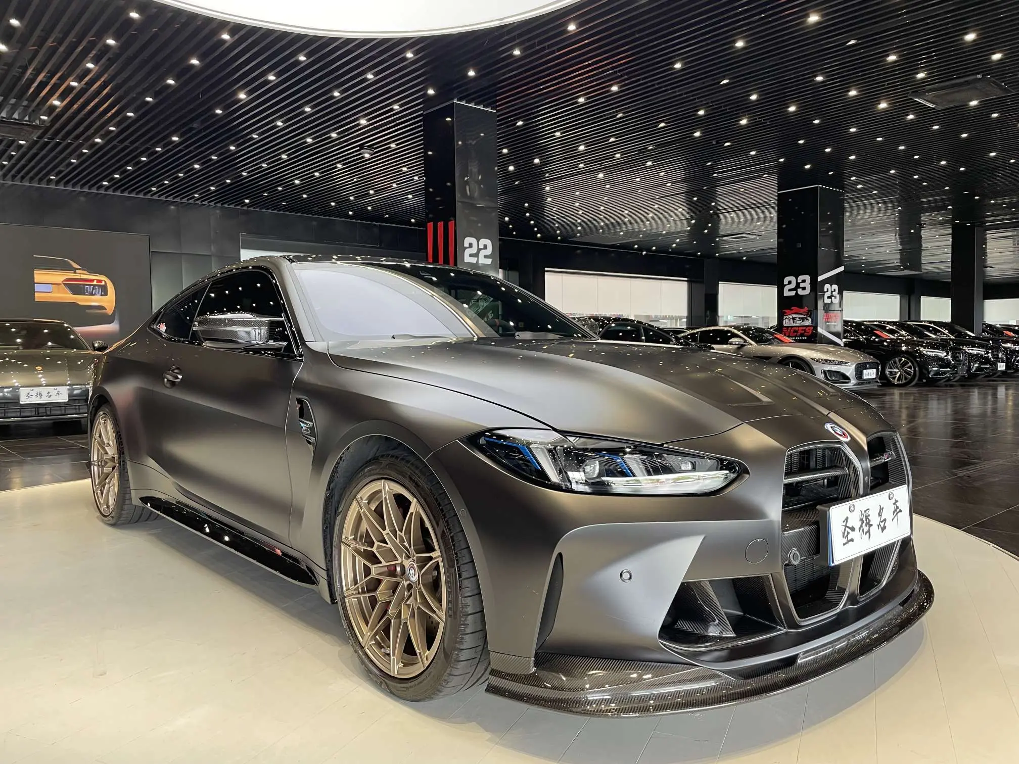 BMW M4