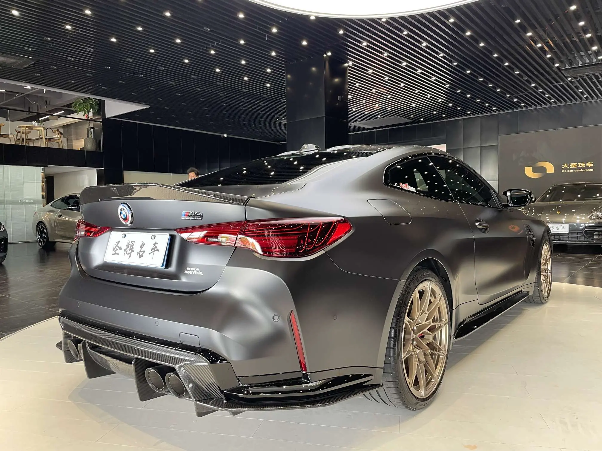 BMW M4