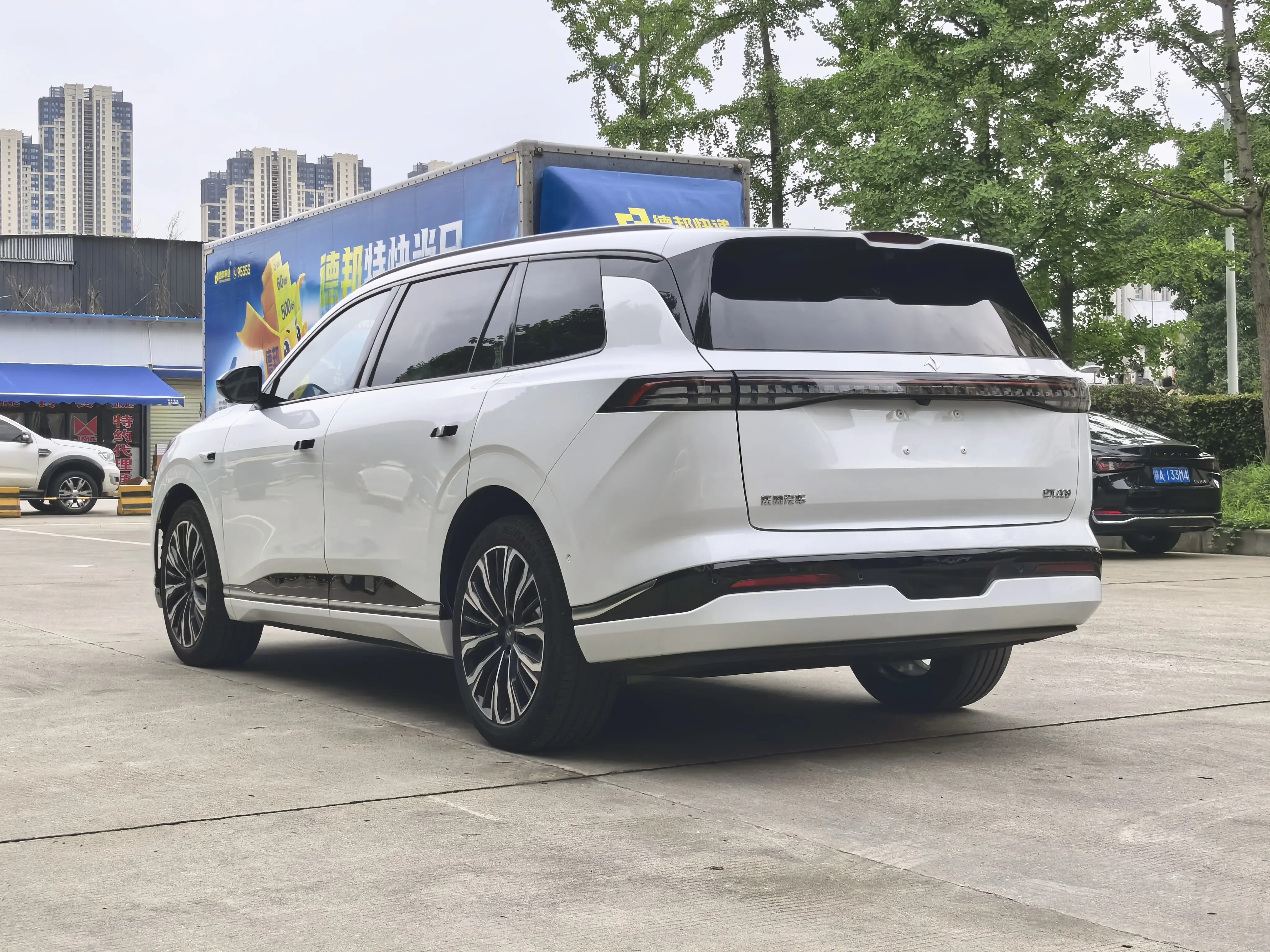 Dongfeng Yipai 008