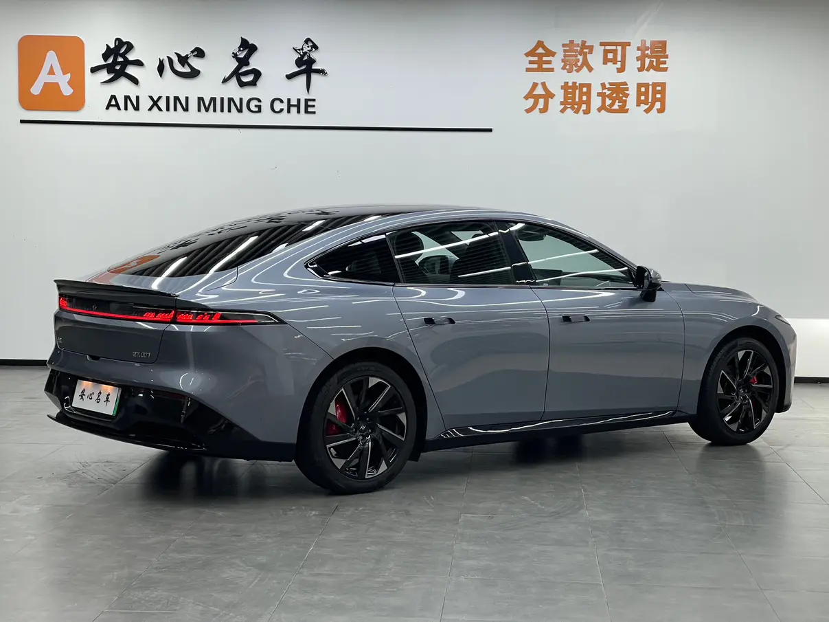 Dongfeng Yipai 007