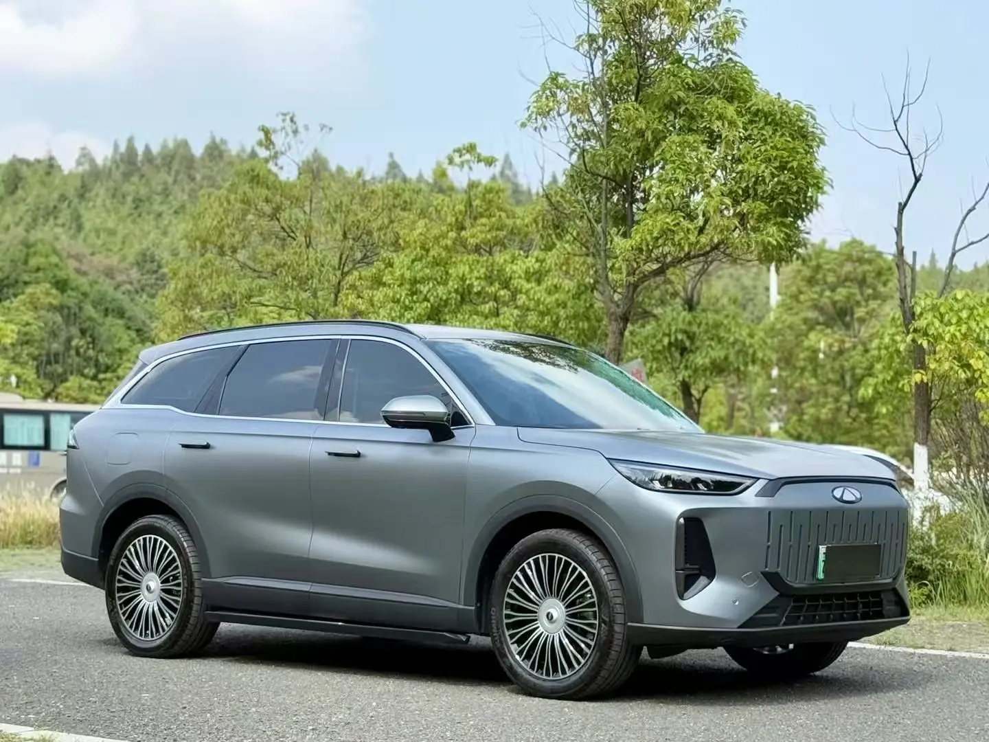 Chery Fengyun T9