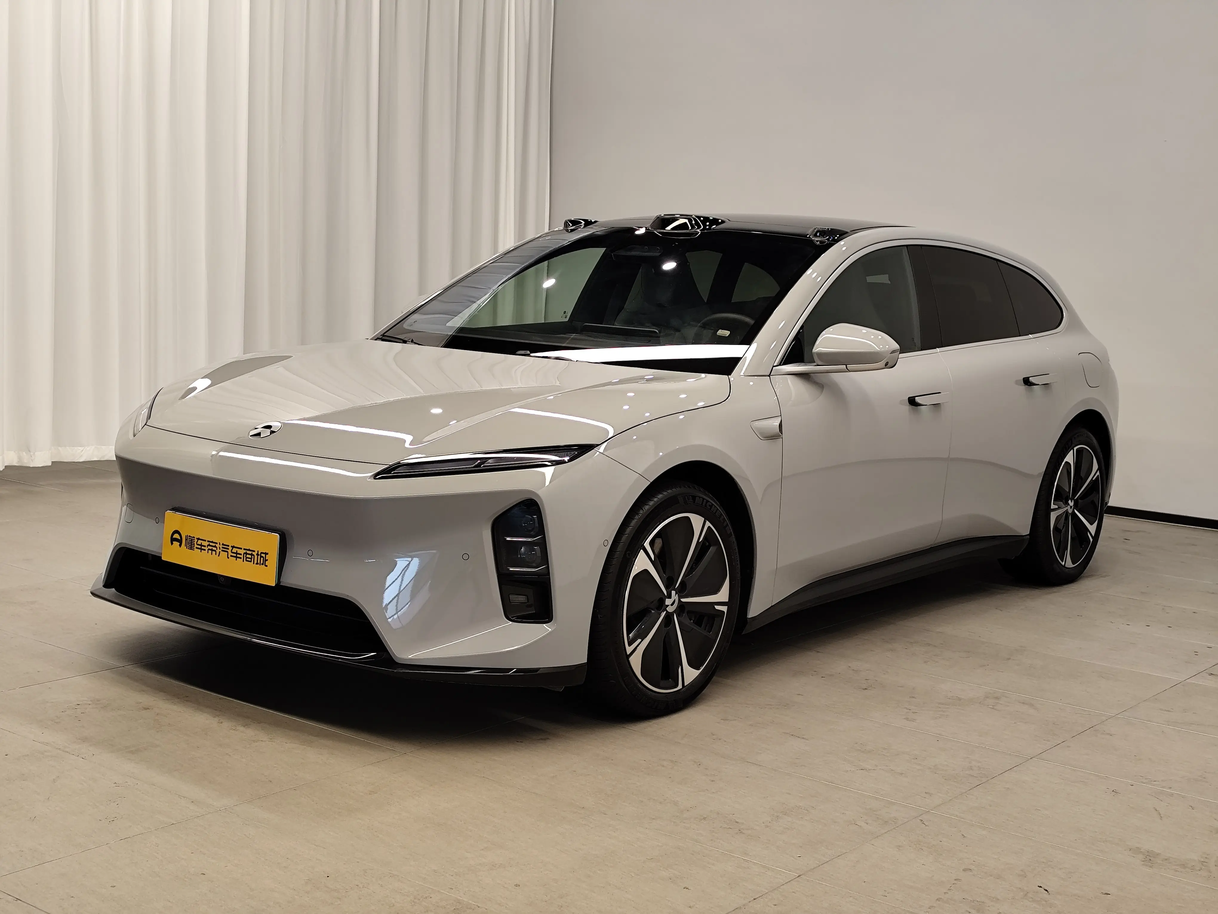 NIO ET5T