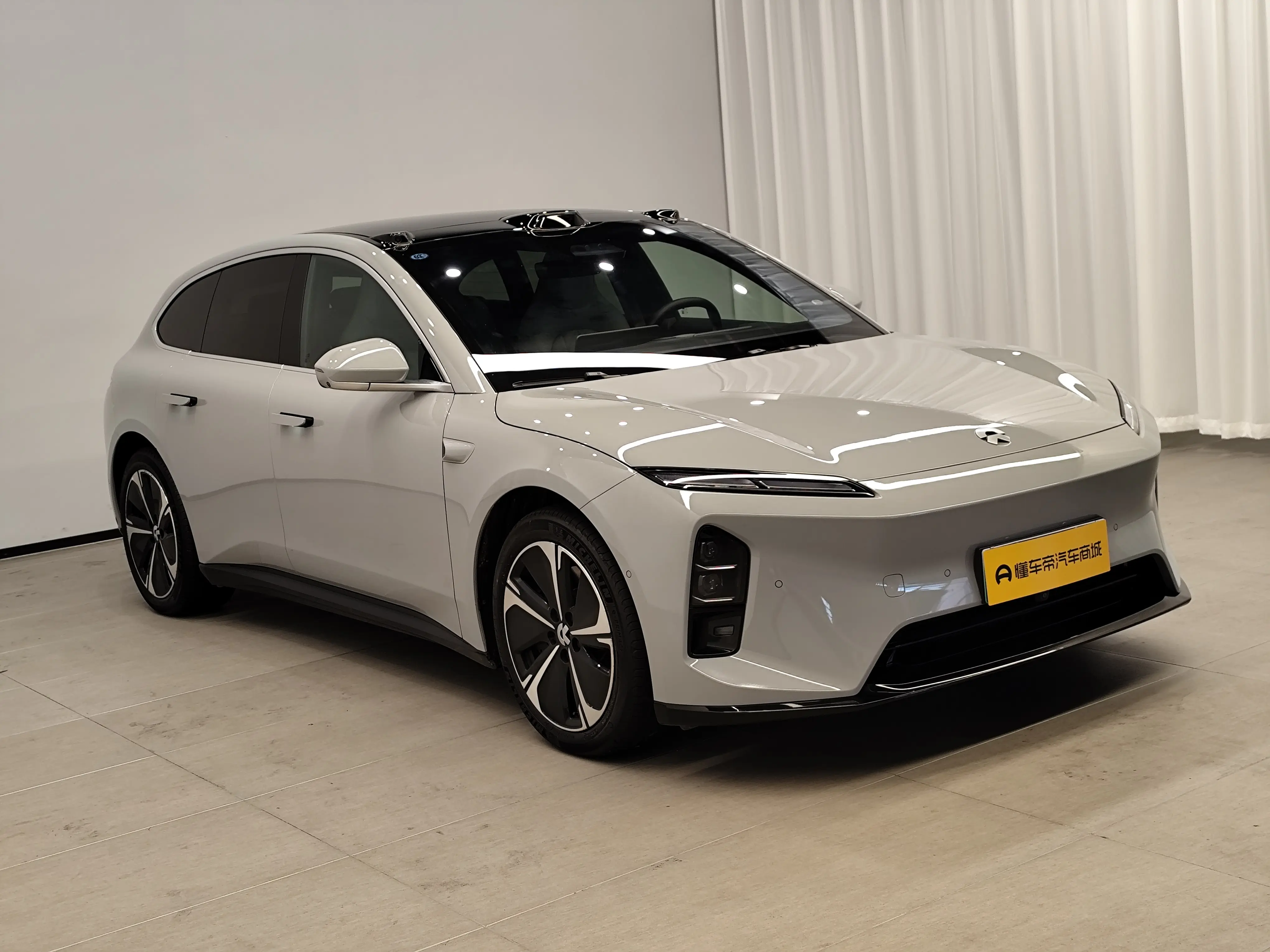 NIO ET5T