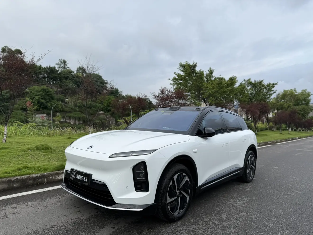 NIO ES6