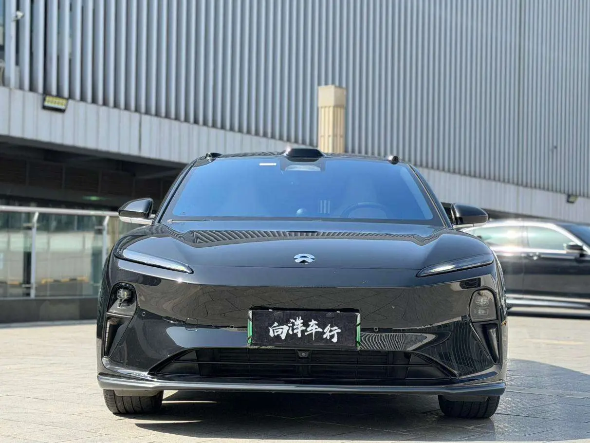 NIO ET5T