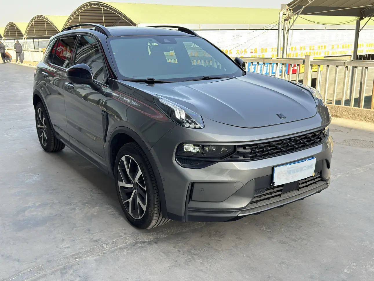 Lynk & Co 01