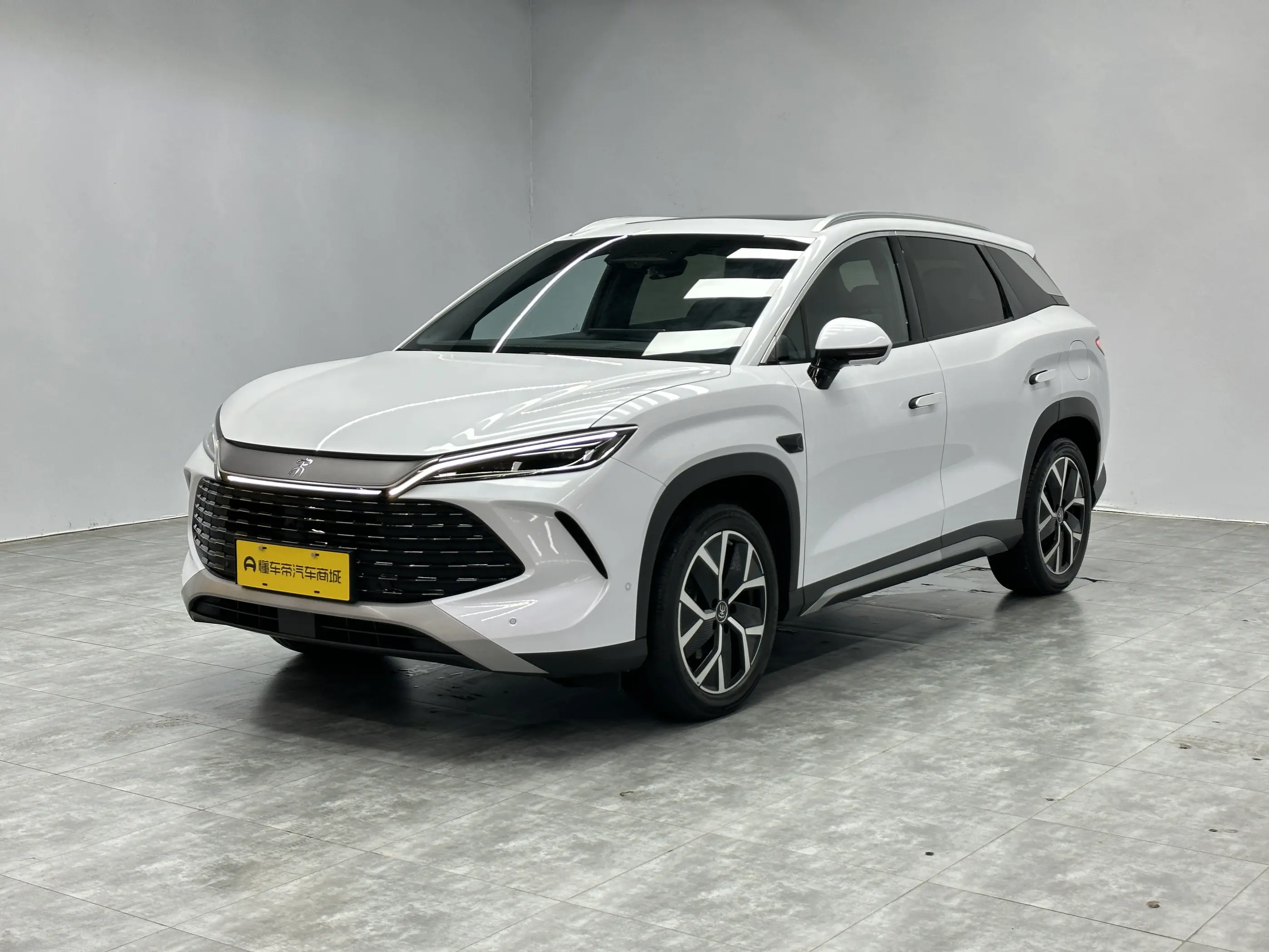 BYD Song L DM