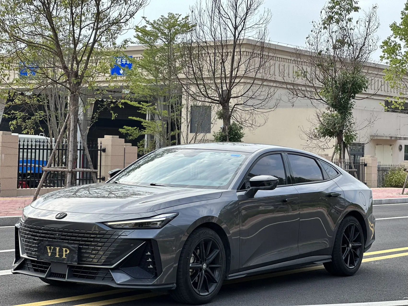 Changan UNI-V