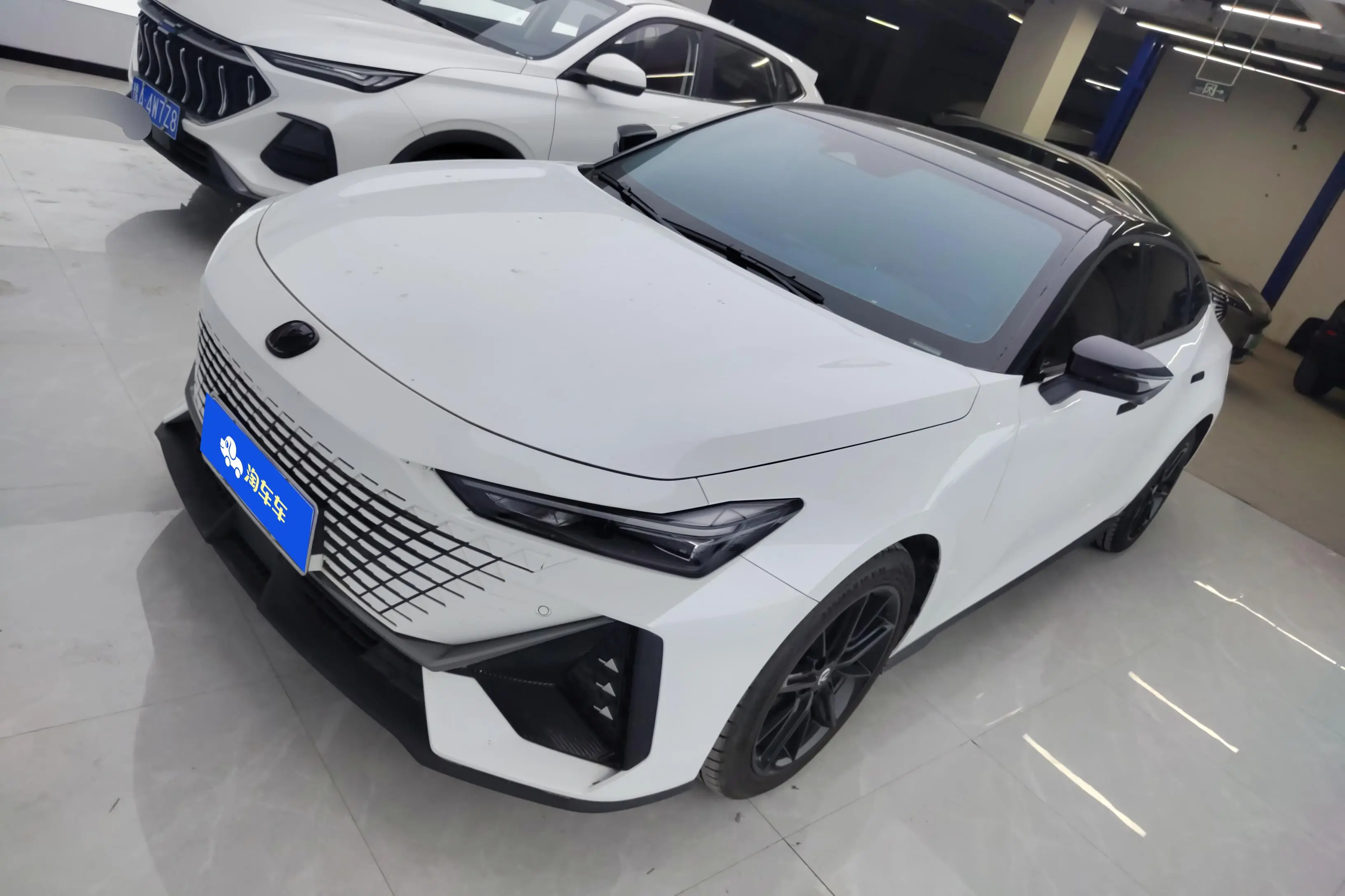 Changan UNI-V
