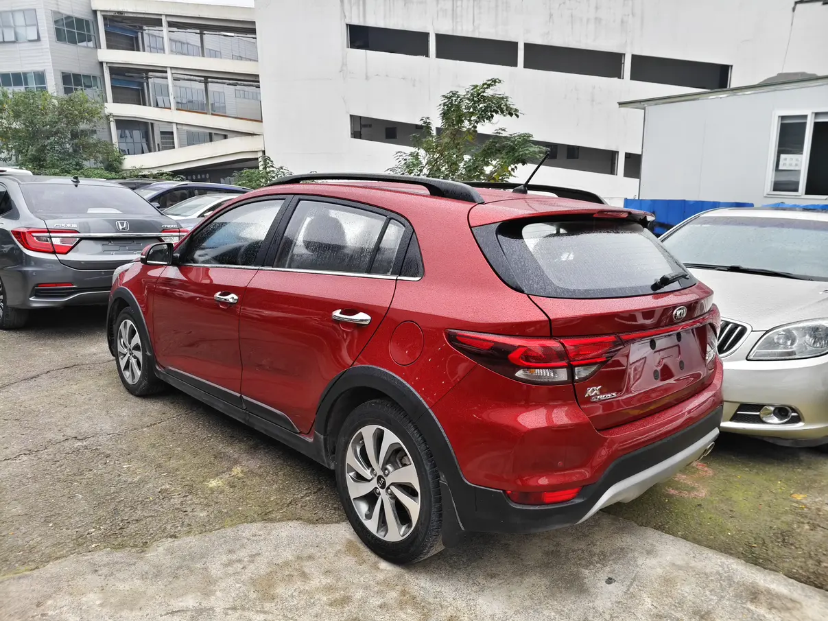 Kia KX CROSS