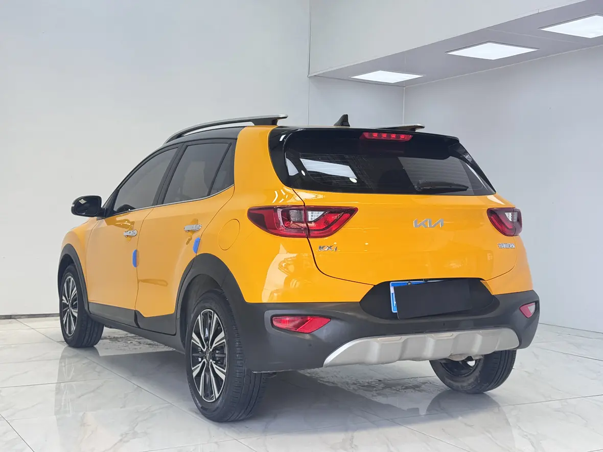 Kia KX1