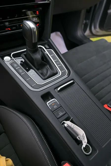 catalog-car-28