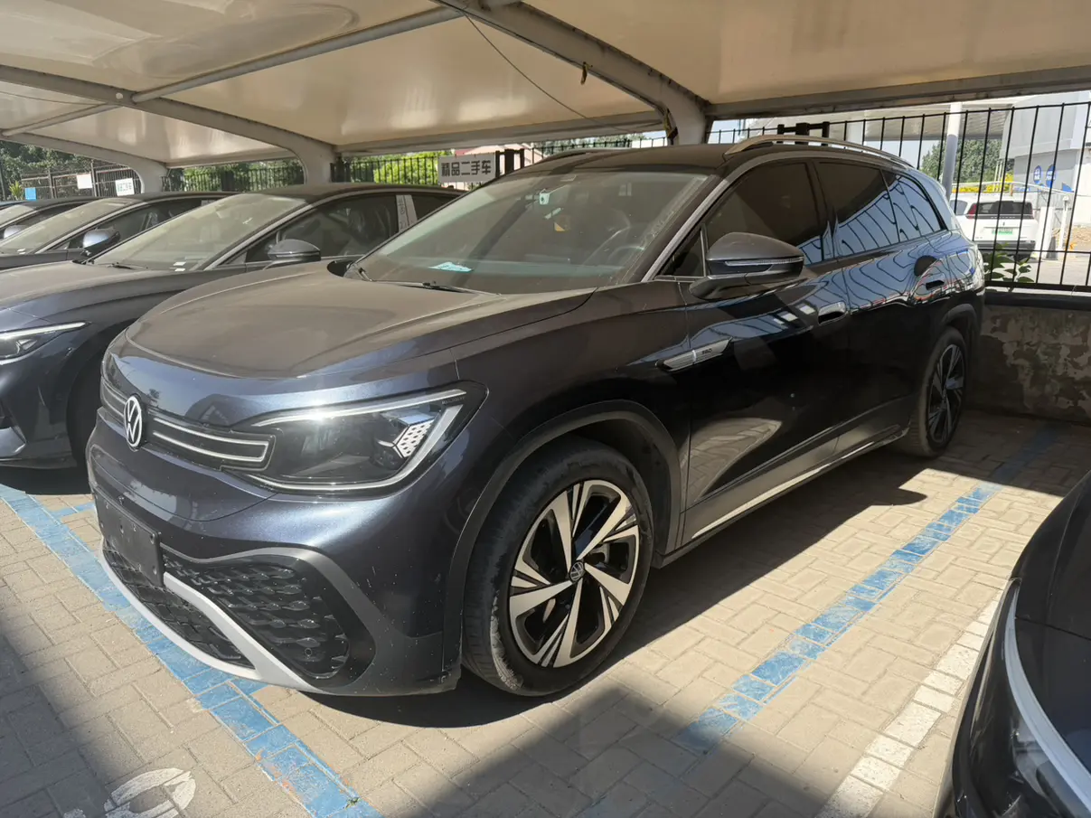 Volkswagen ID.6 CROZZ