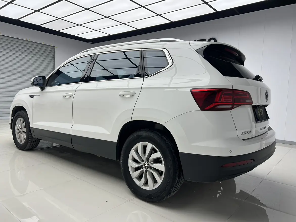 Volkswagen Tharu