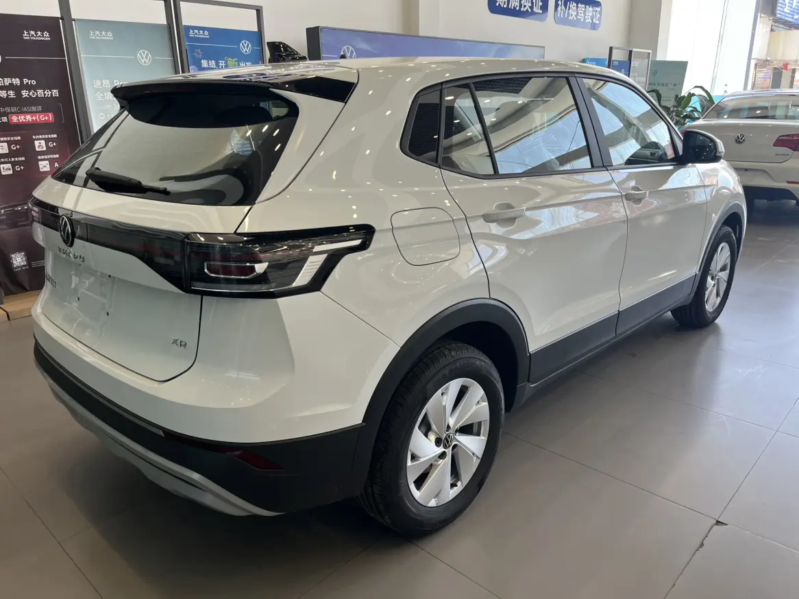 Volkswagen Tharu